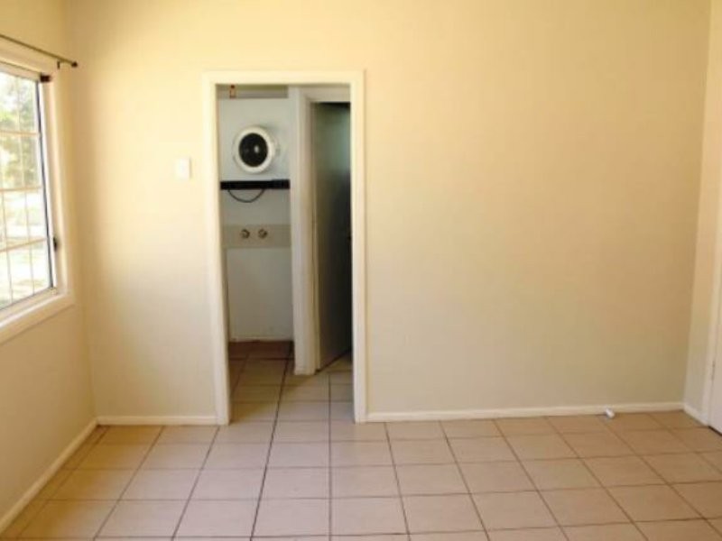 4 Warama Street, Macleay Island QLD 4184