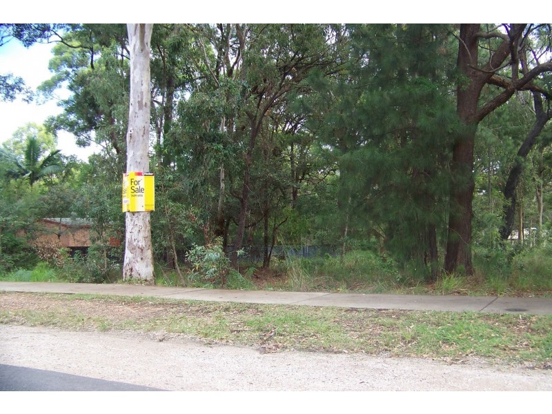 249 High Central Road, Macleay Island QLD 4184