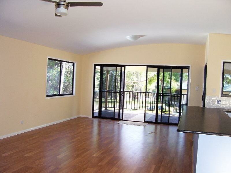 14 Brolga Street, Macleay Island QLD 4184