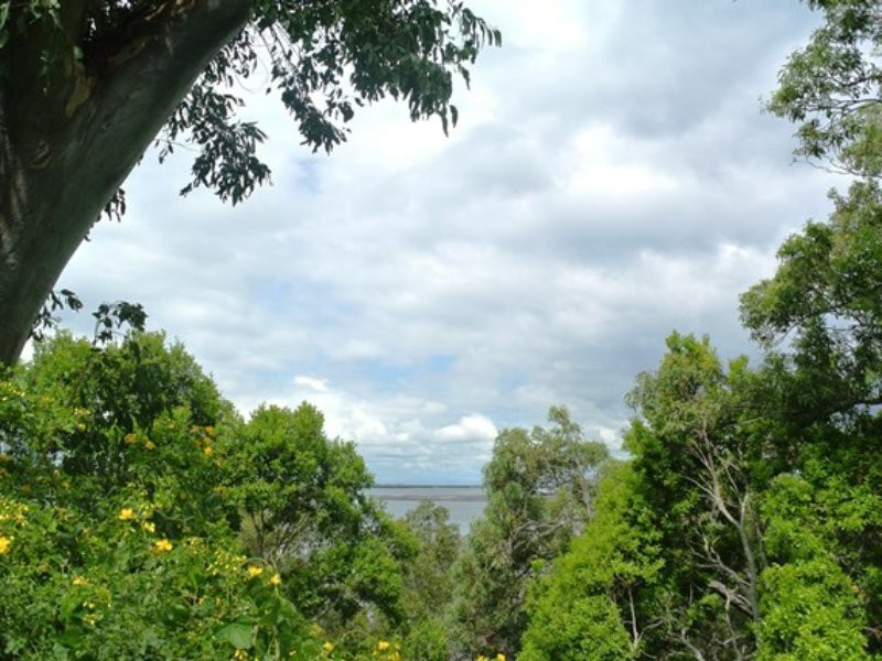 72 Western Road, Macleay Island QLD 4184