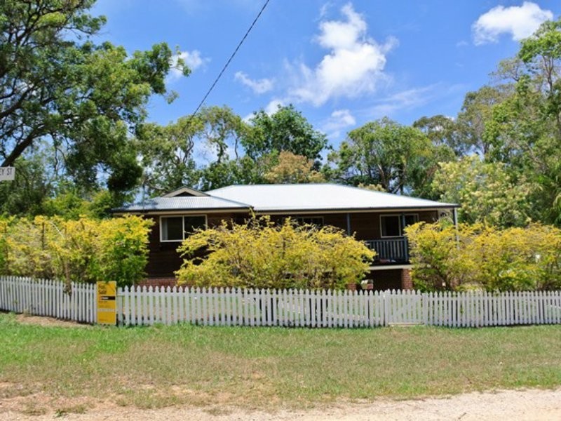 10 Scotts Road, Macleay Island QLD 4184