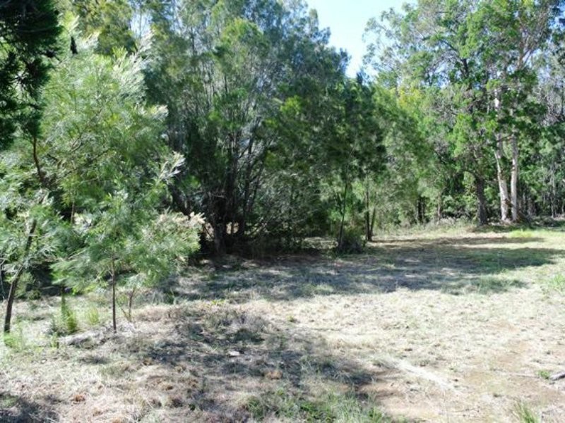164 High Central Road, Macleay Island QLD 4184