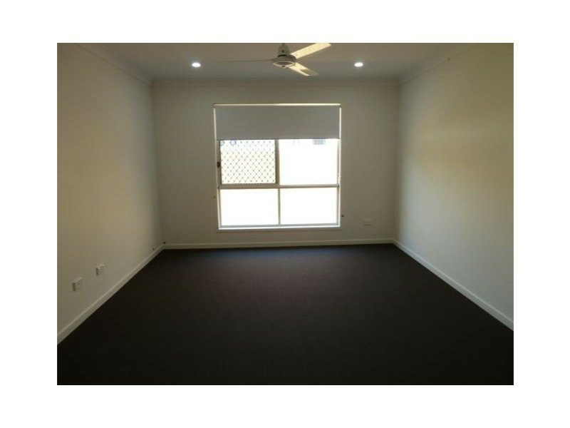 37 Pyrus Place, Redland Bay QLD 4165