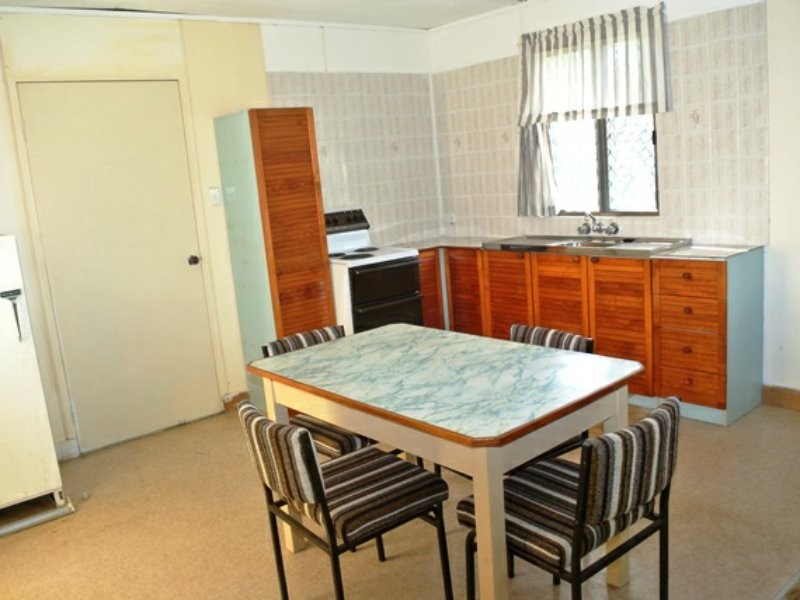 3 Devaney Street, Macleay Island QLD 4184