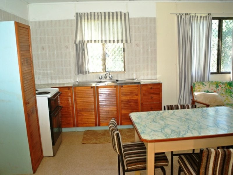 3 Devaney Street, Macleay Island QLD 4184