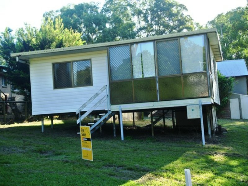 3 Devaney Street, Macleay Island QLD 4184