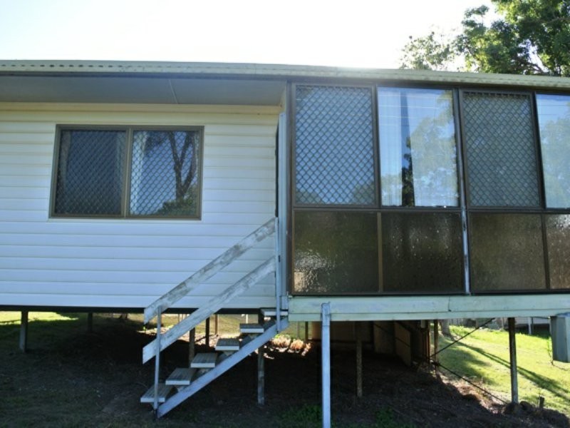 3 Devaney Street, Macleay Island QLD 4184