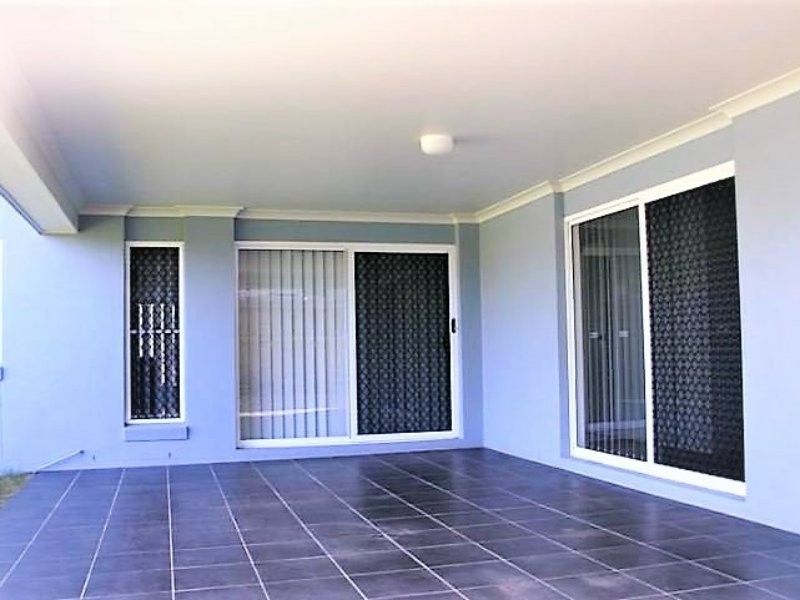 3 Daly Place, Redland Bay QLD 4165