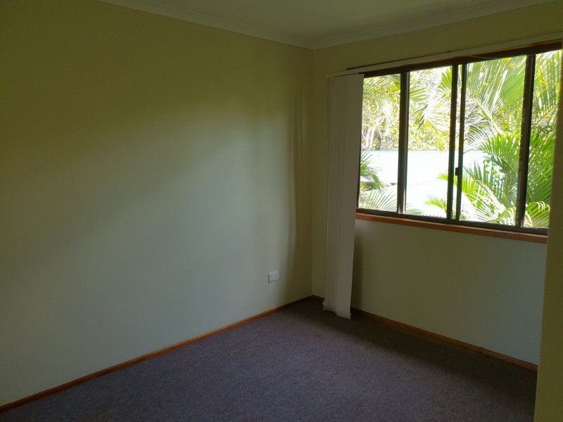 42 BLUE WATER CRESENT, Macleay Island QLD 4184