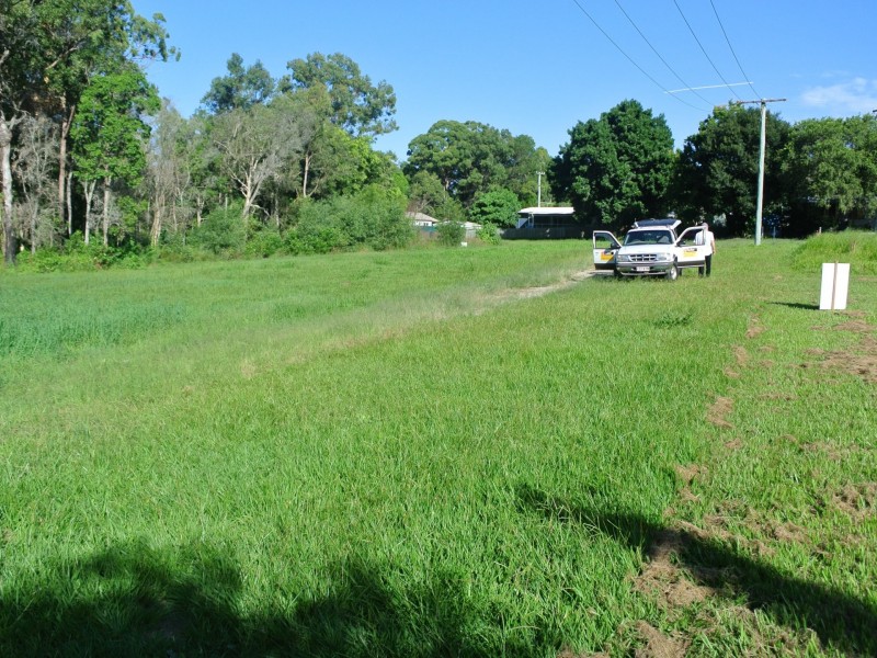 5 Lake Street, Macleay Island QLD 4184