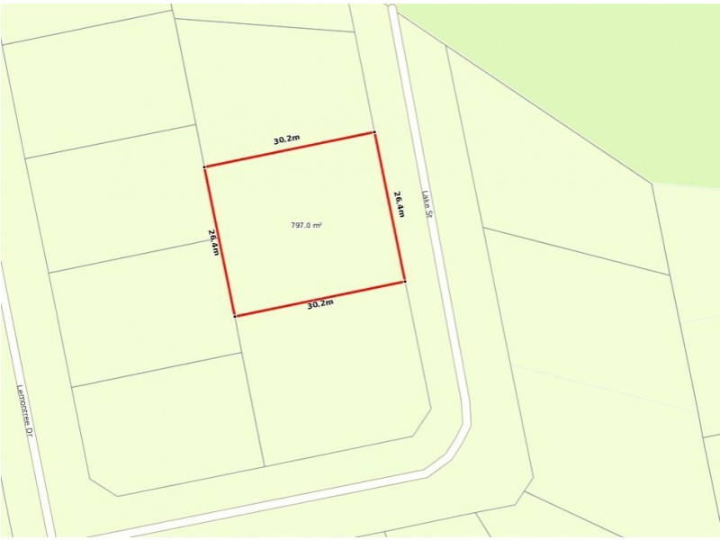 5 Lake Street, Macleay Island QLD 4184