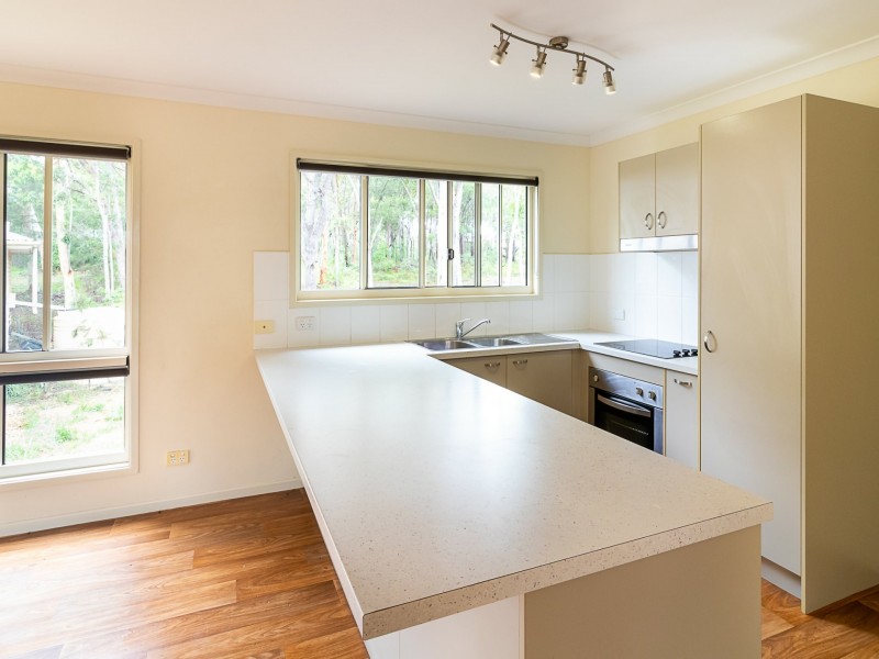 92 Kate Street, Macleay Island QLD 4184