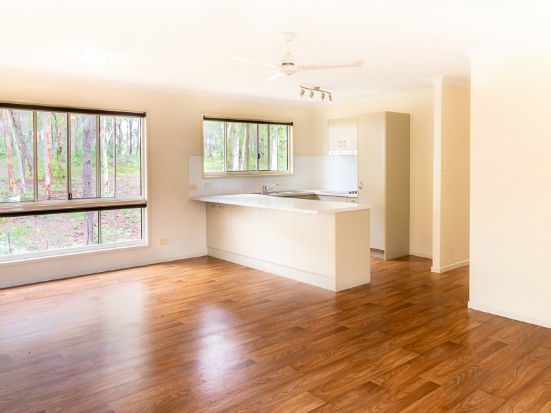 92 Kate Street, Macleay Island QLD 4184
