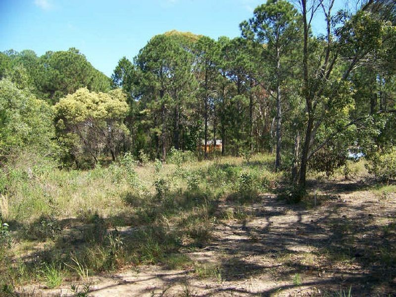 165-167 High Central Road, Macleay Island QLD 4184