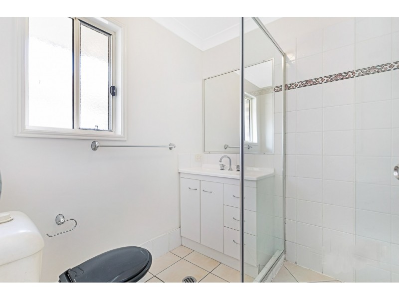 12 Lime Street, Redland Bay QLD 4165
