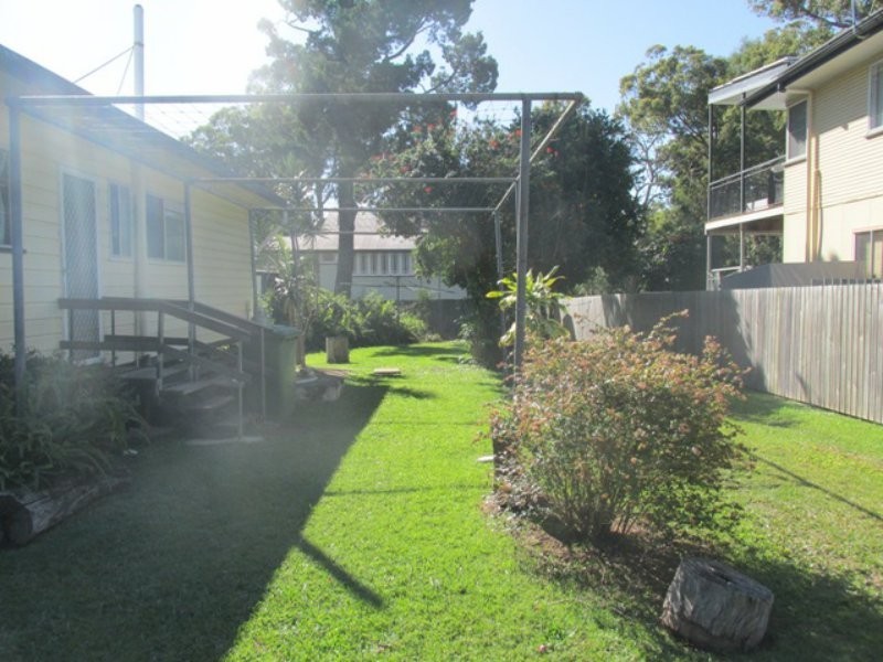 9 Dalpura Street, Macleay Island QLD 4184