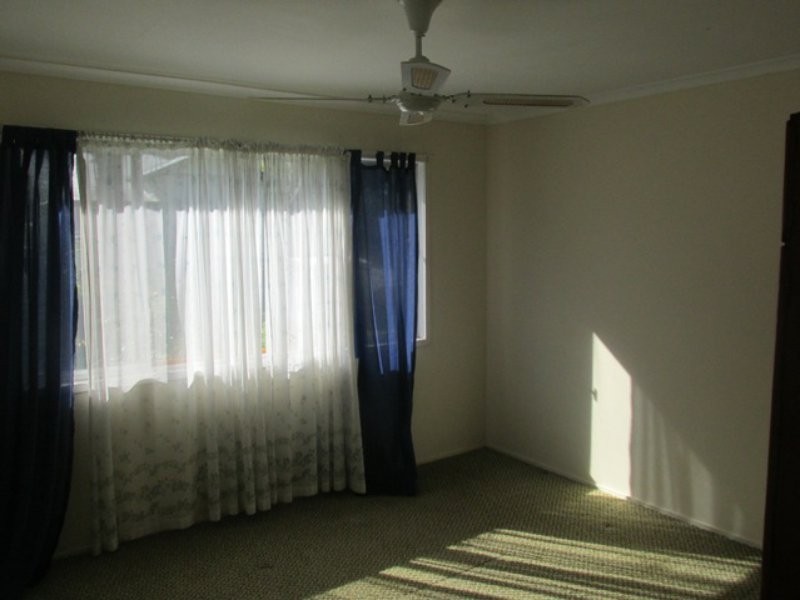 9 Dalpura Street, Macleay Island QLD 4184