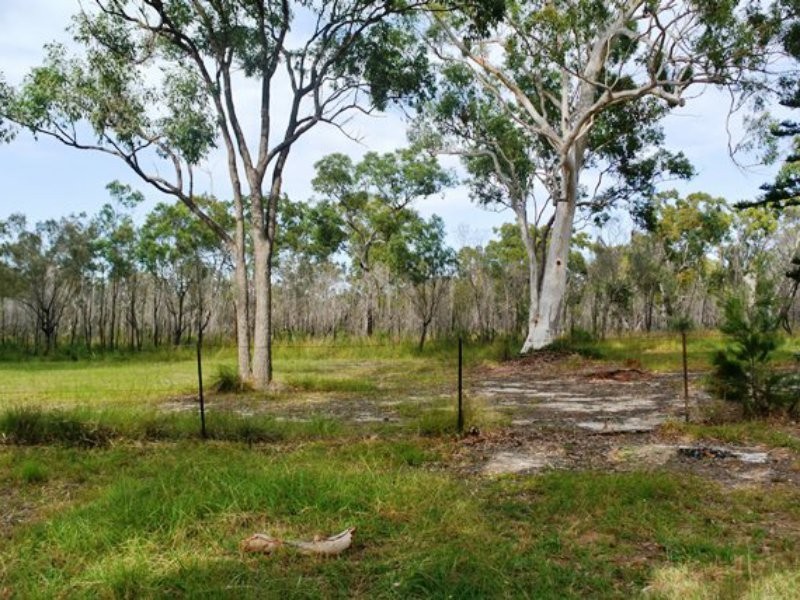 32 Barramundi Street, Macleay Island QLD 4184