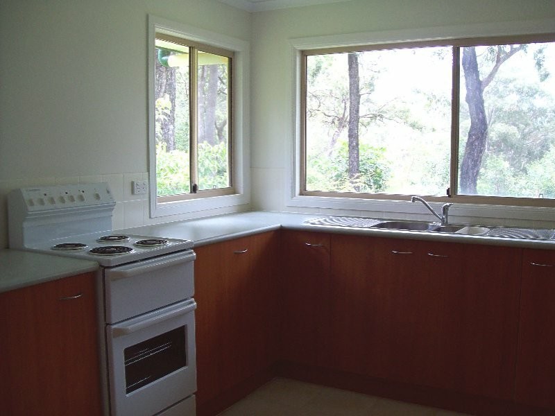 8 Blue Water Crescent, Macleay Island QLD 4184