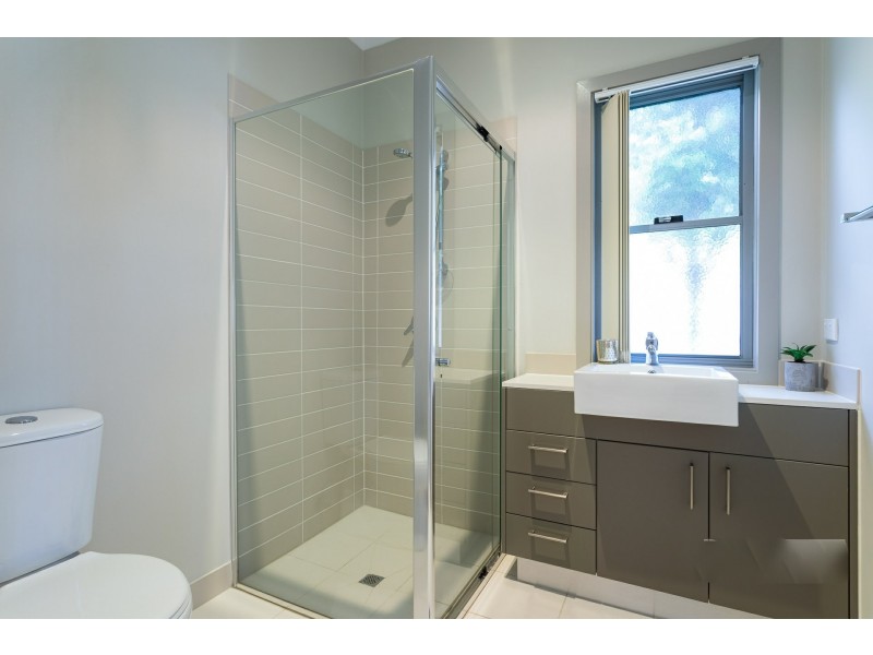 2/8 Boat Street, Victoria Point QLD 4165