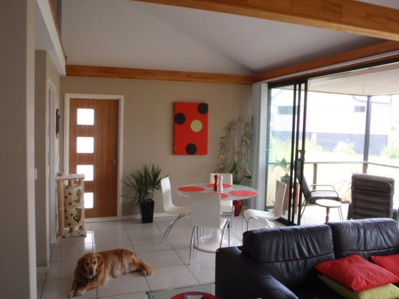 5 Wake Street, Macleay Island QLD 4184