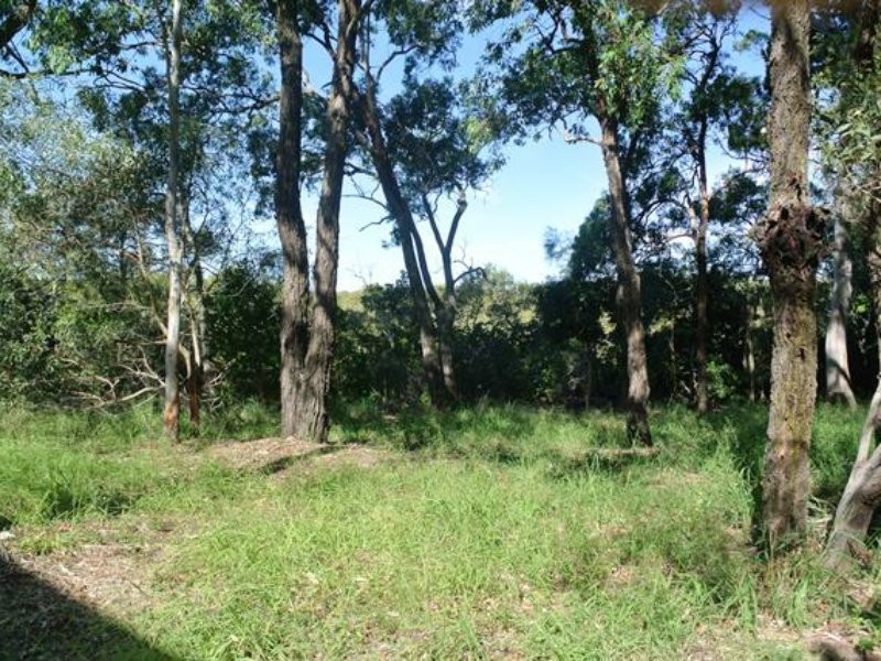 9 Boat Harbour Avenue, Macleay Island QLD 4184