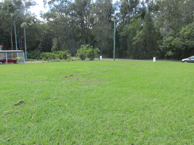 13 Donald Street, Macleay Island QLD 4184