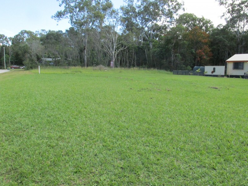 13 Donald Street, Macleay Island QLD 4184