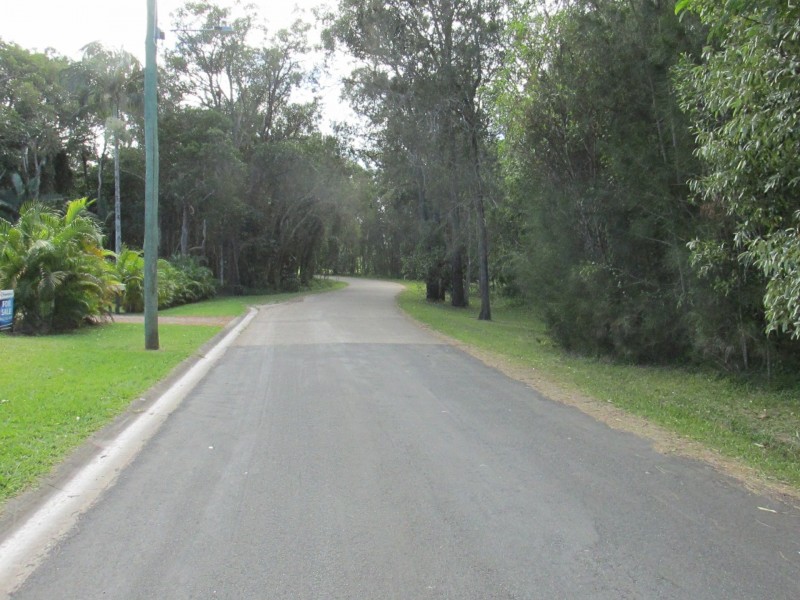 13 Donald Street, Macleay Island QLD 4184