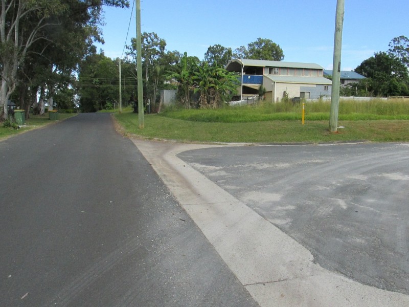 13 Donald Street, Macleay Island QLD 4184