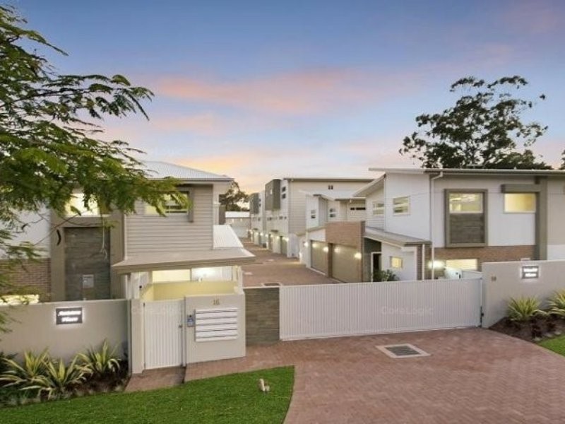 8/18 BAINBRIDGE STREET, Ormiston QLD 4160