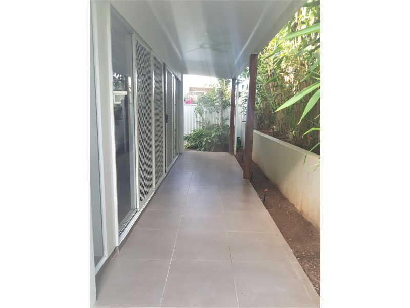 8/18 BAINBRIDGE STREET, Ormiston QLD 4160