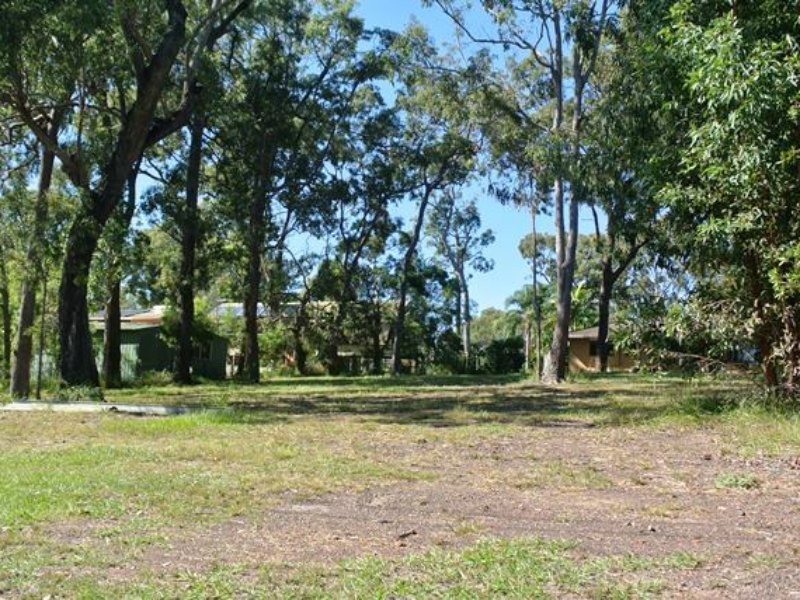 222 Kate Street, Macleay Island QLD 4184