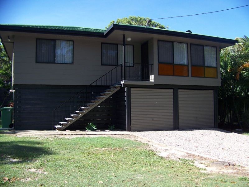 15 Baracoota Street, Macleay Island QLD 4184