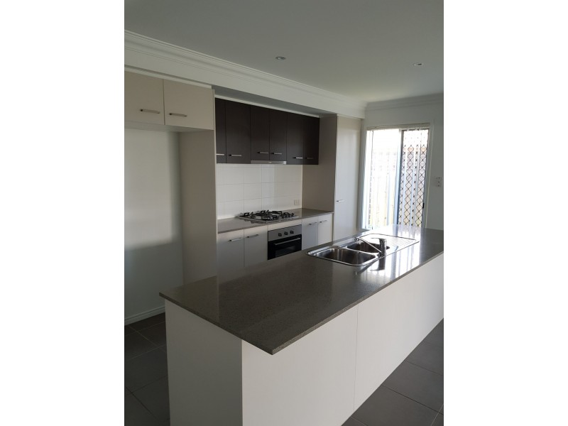 30 MAREE PLACE, Redland Bay QLD 4165