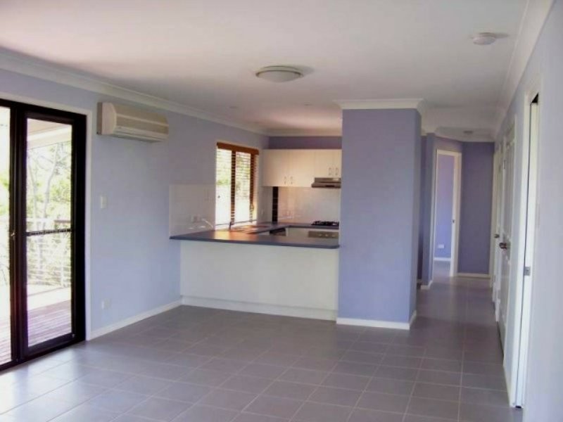 36 Blue Waters Crescent, Macleay Island QLD 4184