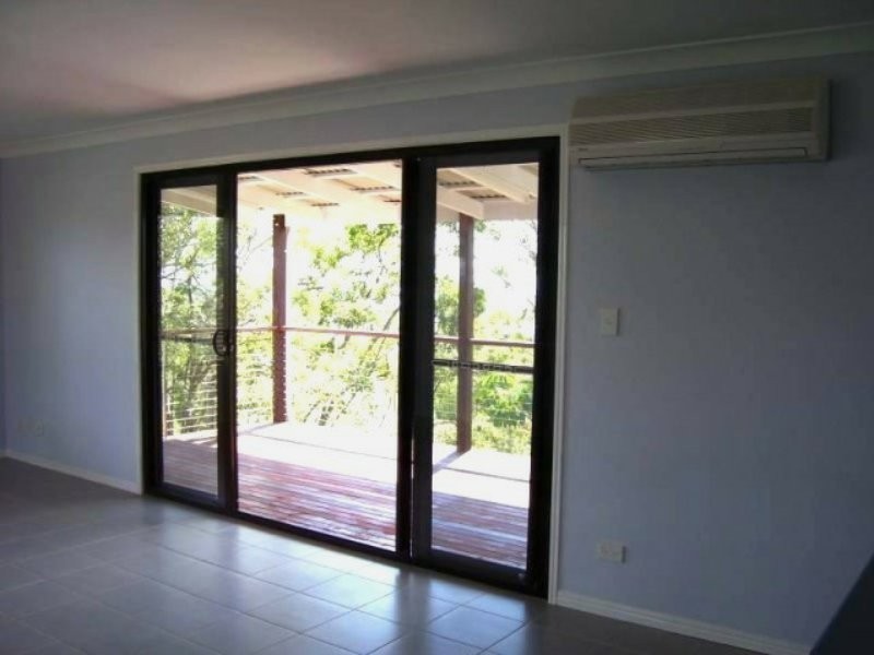 36 Blue Waters Crescent, Macleay Island QLD 4184