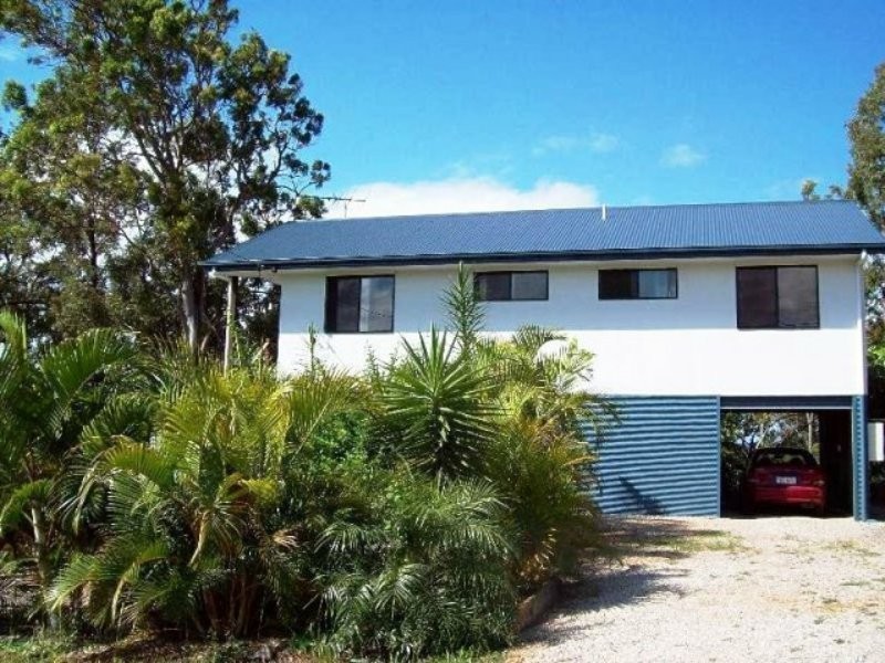 36 Blue Waters Crescent, Macleay Island QLD 4184