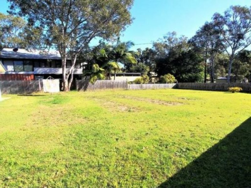 10 Pecan Street, Macleay Island QLD 4184