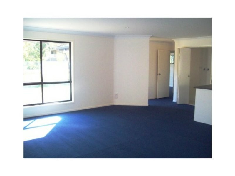 10 Pecan Street, Macleay Island QLD 4184