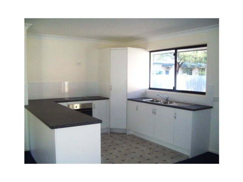 10 Pecan Street, Macleay Island QLD 4184