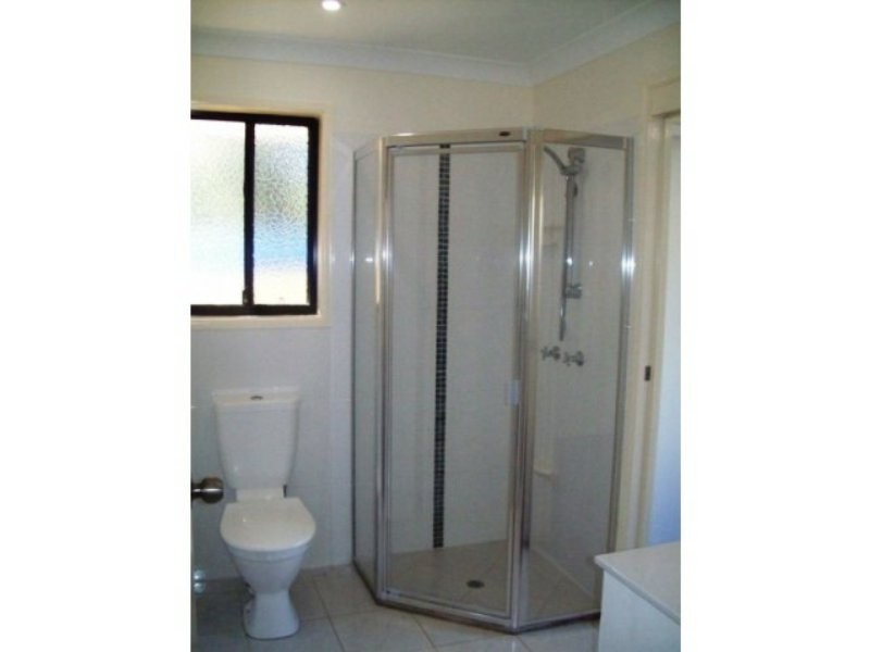 10 Pecan Street, Macleay Island QLD 4184