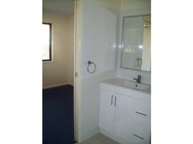 10 Pecan Street, Macleay Island QLD 4184