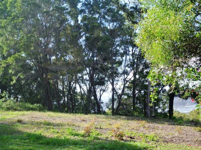 47 Timothy Street, Macleay Island QLD 4184