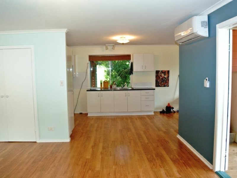 6 Eastbourne Terrace, Macleay Island QLD 4184