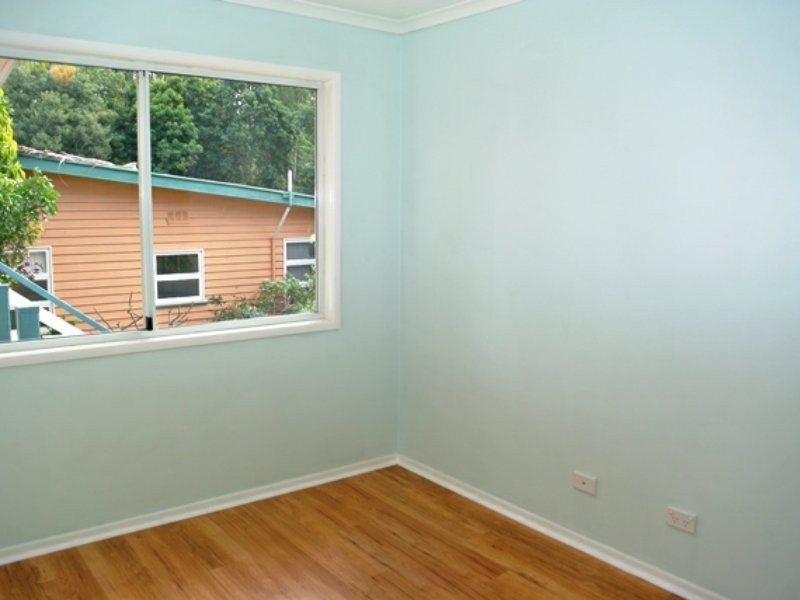 6 Eastbourne Terrace, Macleay Island QLD 4184