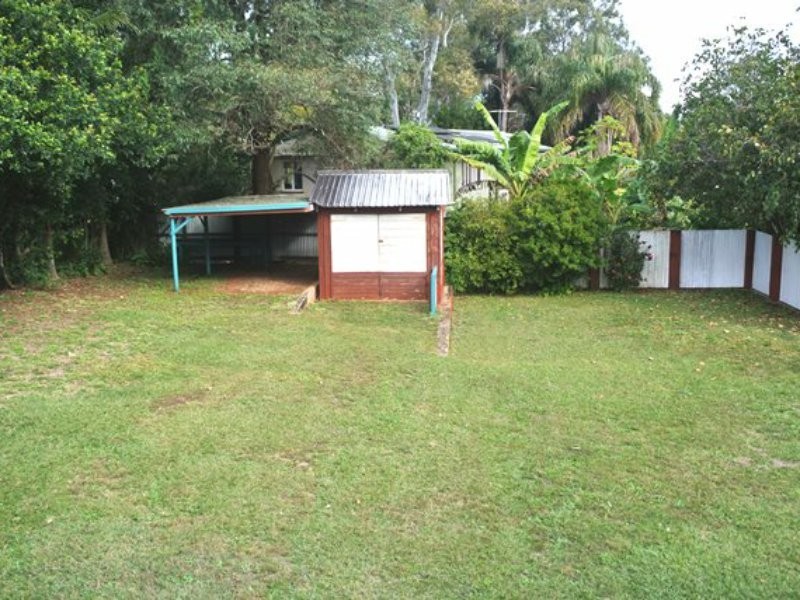 6 Eastbourne Terrace, Macleay Island QLD 4184