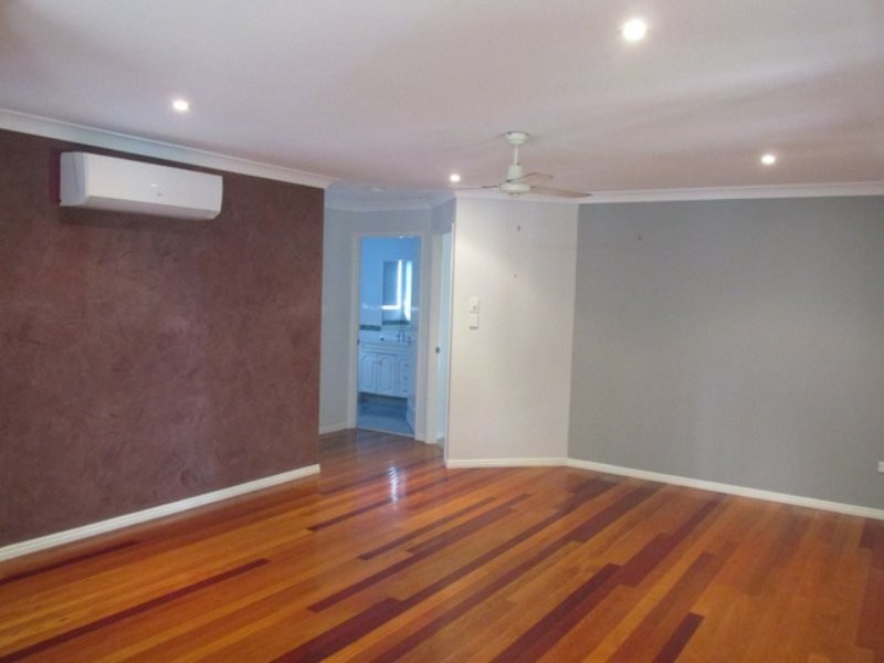 177 High Central Road, Macleay Island QLD 4184