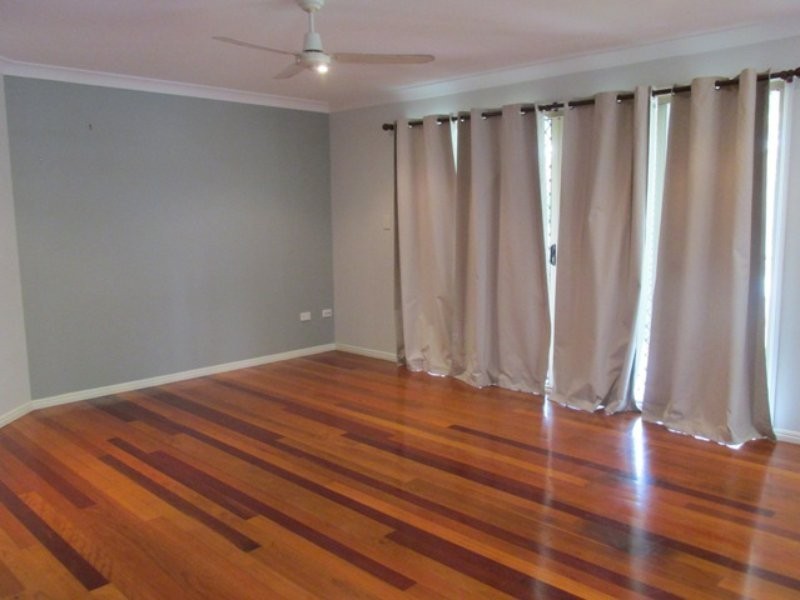177 High Central Road, Macleay Island QLD 4184