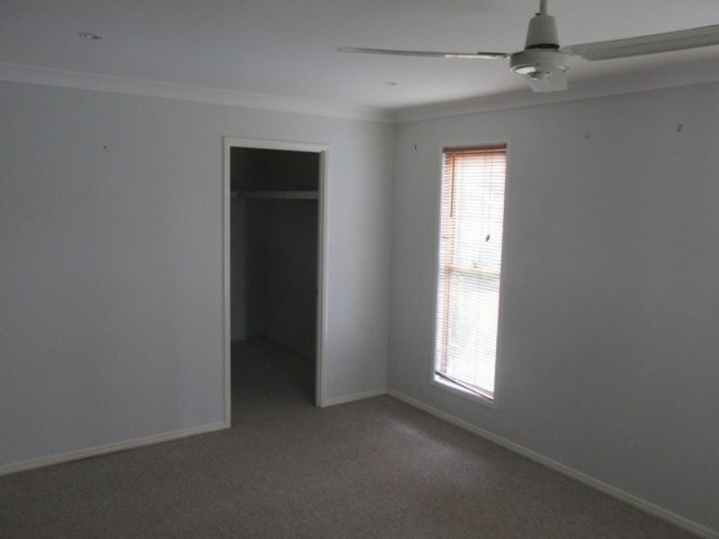 177 High Central Road, Macleay Island QLD 4184